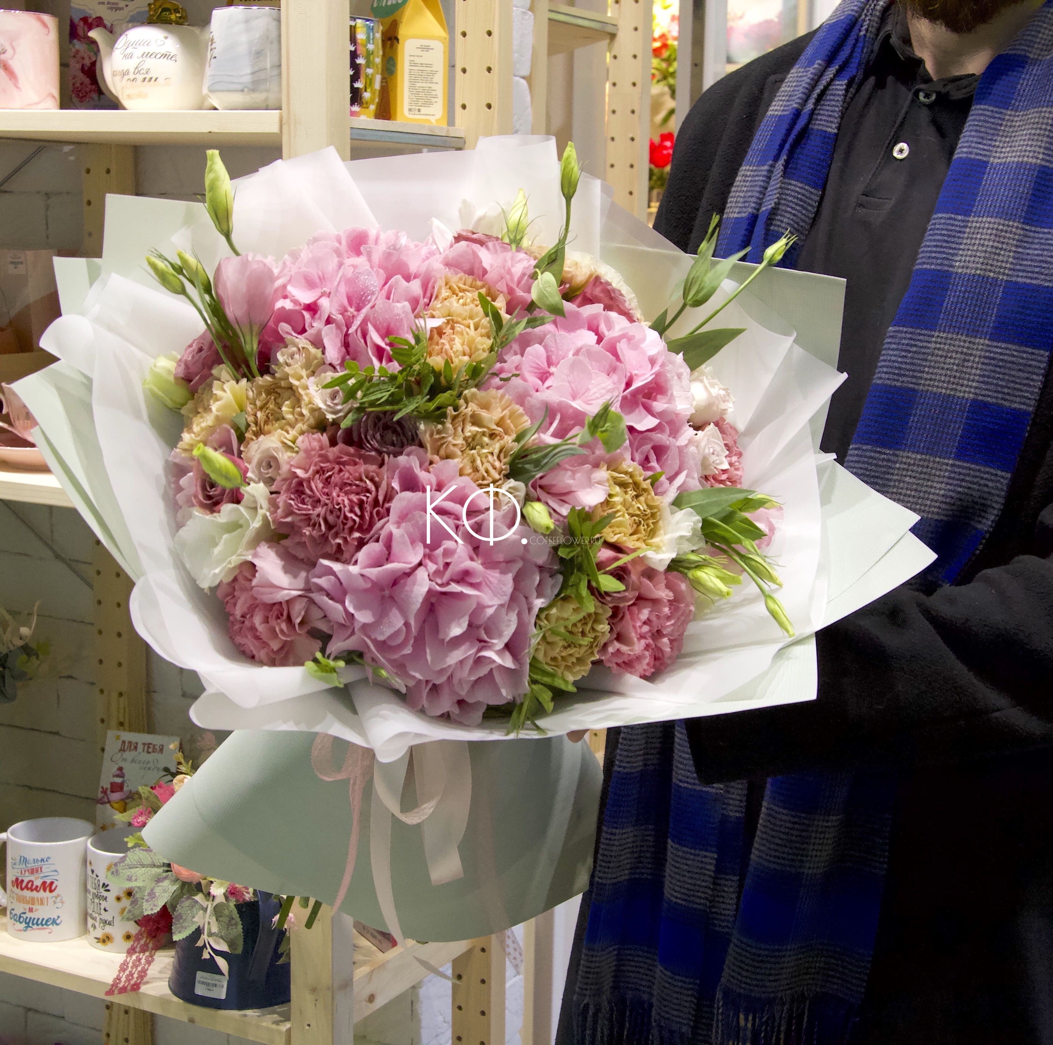 Купить цветы к празднику заказать букет из сухофруктов в москве с доставкой